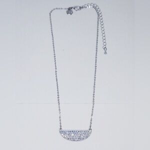Elegant Silver Necklace with Crystal Accents